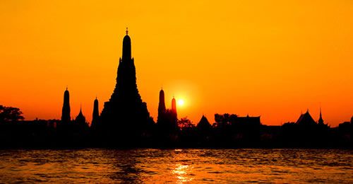 Wat Arun Temple of Dawn Bangkok near Royal Ivory Hotel